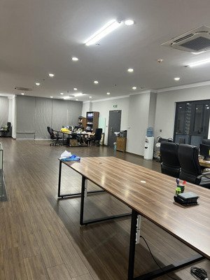 cho thuê villa văn phòng quận bình thạnh 850m2 sàn giá 120 triệu full sàn trống trong t12.2025