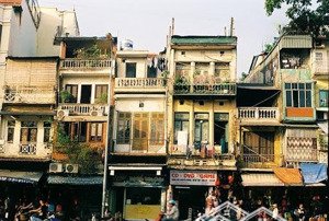 cho thuê nhà phố hàng đào - 25m² x 3 tầng, mặt tiền 3m - vị trí đắc địa trung tâm phố cổ