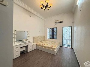 tiền phong -mê linh -60m2 -3 tầng -5,75tỷ nhà rộng rãi, đầy đủ công năng, thiết kế hợp lý. t