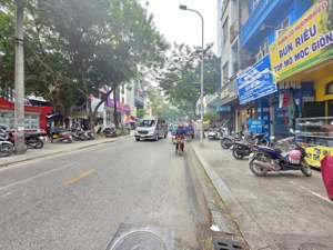 bán tòa nhà 10 tầng mặt ngõ to như phố đội cấn- 100m²- mặt tiền 8m- thang máy - ô tô - giá 62.5 tỷ