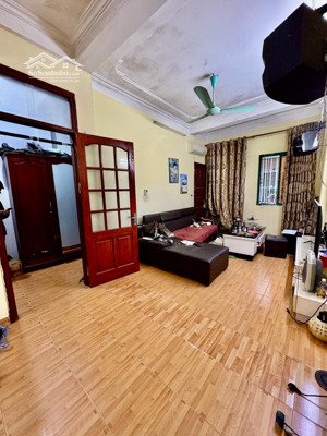 bán ( gấp ) nhà lê thanh nghị - bách khoa - kinh doanh - ngõ thông ô tô. dt 40m2 - mt 4,8m. giá 16t