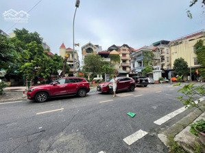 ô tô tránh, full nt, gia thụy, nguyễn văn cừ, long biên, dt 135 m, 3t, mt 7.4 m, giá 26 tỷ 5