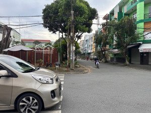 đất góc 2 mặt tiền kinh doanh (50 - 55) khu vip tên lửa đường 20m lề 5m chỉ 12.2 tỷ, tl