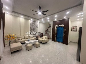 siêu phẩm nhà mới ở ngay ful nội thất - thang máy ô tô cách nhà 10m