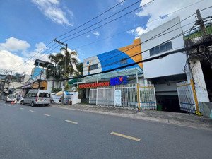 nhà mặt tiền - đất vàng trung tâm q10 - khu cư xá bắc hải, 377m², khu văn phòng ở cực đẹp.