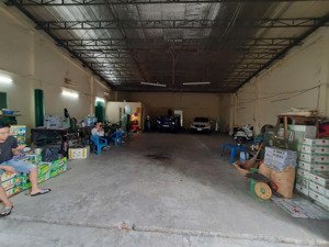 nhà kho 12x18.5m, hẻm phan văn hớn vào 30m, gần trường tiểu học xuân thới thượng