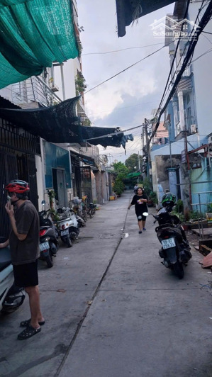 cần bán nhà hxh thông, dt 4x19m cấp 4, đường lê trọng tấn giá bán 5.8 tỷ. lh xem nhà 