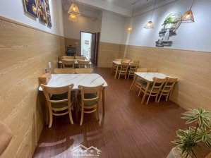 cho thuê mặt bằng 140 m² mặt tiền 61 phan huy ích p 15 q tân bình