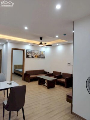 Chính chủ bán căn hộ chung cư 70m2, 2 PN, full nội thất tại Thanh Hà-Hà Đông
