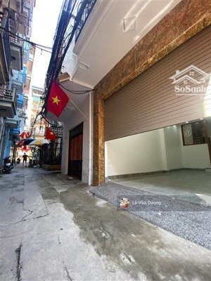 nhà đẹp phố nguyễn đình hoàn 45m 6 tầng thang máy mặt tiền 4.5m ô tô ngủ trong nhà -vip