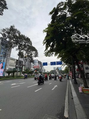 bán gấp trong tháng - bán nhà trường sơn 47m² - 4 tầng - 24.8 tỷ