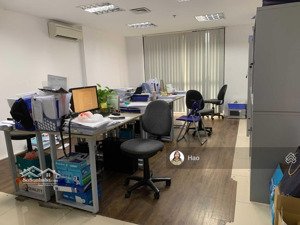 cho thuê văn phòng hạng c nguyễn chí thanh, diện tích trống 65m2 giá 8.5tr/tháng, gồm phí dv