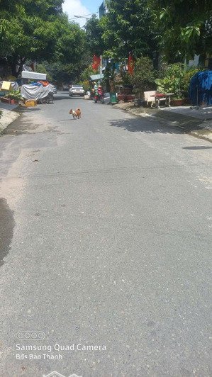 cần bán nhà mặt tiền đường nội bộ kdc vĩnh lộc, dt 6 x 17,5m, kết cấu 1 trệt 2 lầu gía bán 9.2 tỷ