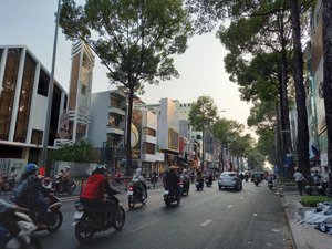 bán nhà mặt phố tại đường 3/2, quận 10, hcm, giá tốt 25 tỷ, 70m2 vị trí đẹp !!!