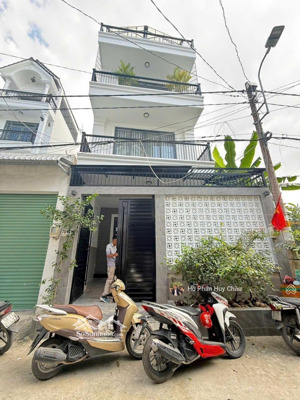 bán nhà đẹp 6x20m hẻm nhựa 6m đào tông nguyên, nhà bè 4 tầng 7 phòng ngủ