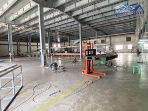 cho thuê xưởng 2100m2 giá rẻ chỉ 4,2$/m2 kcn biên hoà, đồng nai -lh 