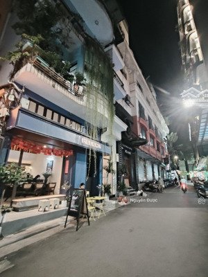 mặt phố hội vũ, hàng bông, hoàn kiếm, dt 54m, mt 3.5/4.6m, 5 tầng, 5p ra hồ gươm, siêu đầu tư 29 ty