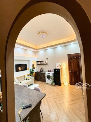 khai trương 1 phòng ngủ tách bếp ban công và cửa sổ sáng siêu chill , bãi sậy f1 q6 sát q5