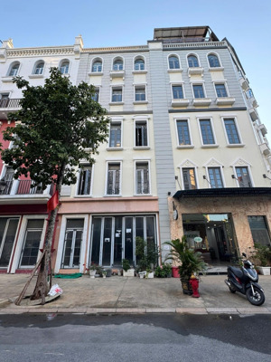 cc cắt lỗ sâu liền kề sun premier village - dt 116.25m2 - giá 12.6 tỷ cam kết rẻ nhất thị trường