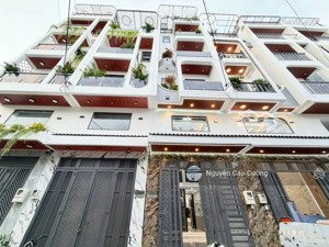 dãy nhà phố đẹp, nội thất xịn xò, đường 8m, 4x20m 1lững 3 lầu thạnh lộc 37 gần ủy ban phường, q12