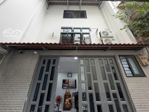 nhà 4 tầng gần vòng xoay điện biên phủ giá chỉ 4.35 tỷ nội thất xịn, vào ở ngay