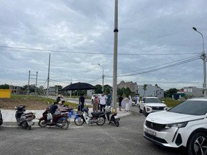 không mua ở đây thì mua ở đâu ạ. đất trung tâm thành phố sẵn sổ đỏ ,hạ tầng đồng bộ xây ở luôn được