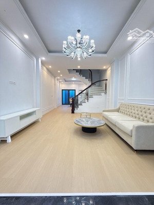 b.a.n nhà nguyễn văn linh oto fuul nội thất 70m2 5 ngủ chỉ nhỉnh 11tyr tí hon ,10phut sang phố