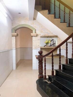 ⭐️ ⭐️ BÁN NHÀ 1 TRỆT 2 LẦU MẶT TIỀN ĐƯỜNG HƯNG ĐẠO VƯƠNG PHƯỜNG LONG CHÂU (PHƯỜNG 1)TỈNH VĨNH LONG