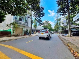 bán đất sổ thổ cư d2d 4x18m, giá 4,9 tỷ, lh 