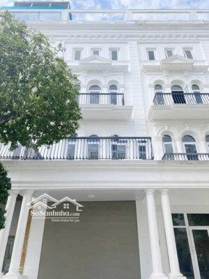 cho thuê nhà louis city đại mỗ. dt 90m2 x 5 tầng thang máy, full điều hòa. ô tô đỗ. giá rẻ nhất