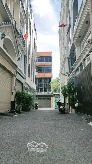 khu vip phân lô cao tầng siêu đẹp - hẻm xe hơi - 5 tầng - hơn 10.xt - ngay nơ trang long