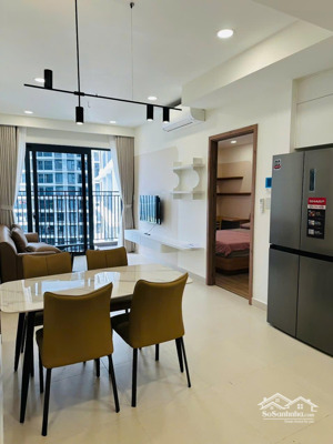 căn 2pn 69m2 view hồ bơi, nội thất đầy đủ, có hợp đồng 15tr/tháng