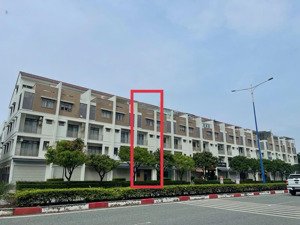 nhà phố haruka đối diện trực tiếp aeon, hoàn thiện đầy đủ, giá rẻ nhất dãy