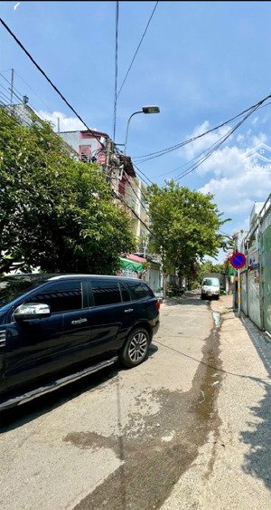 bán đất full thổ 115m2, ngang khủng 10m, đường xe tải 1 trục, 80m ra mặt tiền quốc lộ 13, 8 tỷ