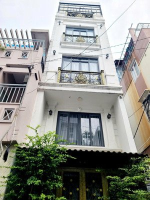 cho thuê nhà nguyên căn 25a nguyễn thị huỳnh diện tích khủng.