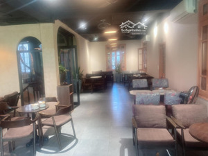 cho thuê, sang nhượng quán cafe phố văn quán -hà đông, 400m2 x 2 tầng, mt 11m,thông sàn,50tr/tháng