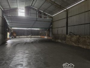 cho thuê kho, nhà xưởng 350m2, 18 tr/th gần bùng binh tỉnh lộ 10 và trần văn giàu, bình chánh