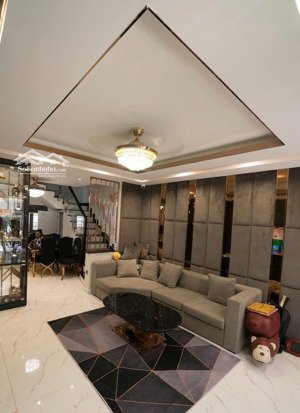 nhà đẹp tỷ mỷ từng chi tiết 5 tầng 4 phòng ngủ căn góc 3 mặt thoáng