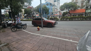 bán nhà mặt phố nguyễn văn cừ- kinh doanh- 130m - mt 7.1m - vỉa hè 6m- 2 thoáng- giá chào 57 tỷ