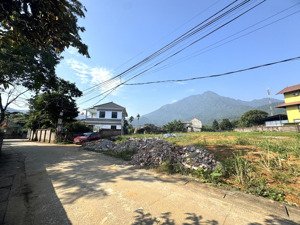 bán lô đất 1.120m2 sau lưng tựa núi ba vì mặt gần trục chính các tuyến du lịch vân hòa