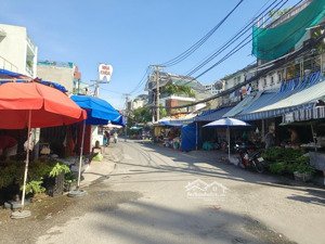 bán nhà sẵn dòng tiền 12tr/tháng- sát mặt tiền chợ hoa cau - cao đẳng công thương