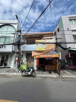 nhà 2 tầng mặt tiền nguyễn hoàng . đà nẵng - diện tích 63m2 ngang 6m5 nở hậu 7m5 , kẹp 2 kiệt