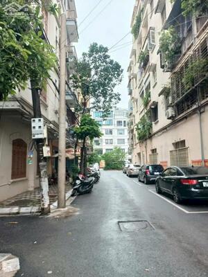 Cần cho thuê nhà riêng 106 Hoàng Quốc Việt, Cầu Giấy 50m x 5T giá 20tr, NGÕ Ô TÔ