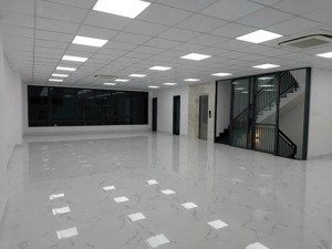 cho thuê toà nhà làm văn phòng công ty khu himlam, q7 ngay lotte mark. diện tích sử dụng gần 1000m2