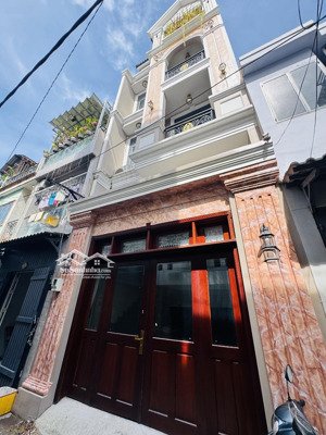 siêu phẩm nhà đẹp 5 tầng - hẻm 5m - ô tô đỗ cửa - cách mặt tiền đuờng 30m -hẻm thẳng một trục 6t tl