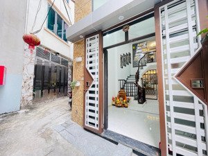 hót!! bán nhà bằng liệt -ô chờ thang máy sát kim giang -sổ hoa hậu nhà đẹp -ở ngay 43m giá 10.1 tỷ