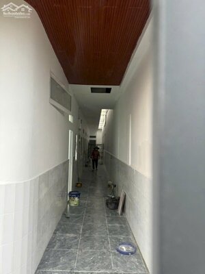 Bán nhà hẻm oto Trung tâm đường Lò Lu Quận 09 cũ TP Thủ Đức, TP HCM.