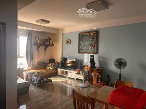 cần bán căn hộ phố đông hước ong b, quận 9 cũ, tp. hcm, căn góc 3pn tầng trung view đông nam mát mẻ