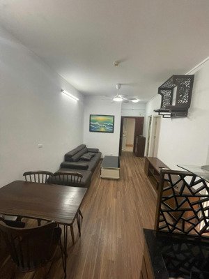 cắt lỗ !!! chính chủ cần bán nhanh căn 2 ngủ full đồ , sđcc tại toà chung cư pcc1 complex