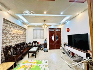 siêu phẩm! hào nam ngõ thông, 30m ra phố, ôtô đỗ gần, nhà dân xây kiên cố có sân để xe riêng 42m 4t